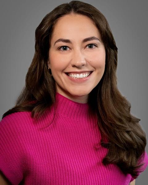Gavi Enriquez headshot